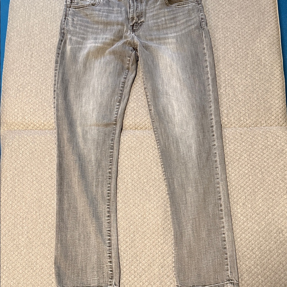 Liverpool Men's Light Gray Straight Jeans